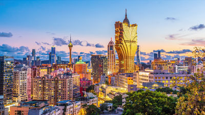 Macao blends glitzy casinos with rich heritage, world-class dining, and UNESCO sites – offering a more cultural, East-meets-West alternative to Las Vegas’ party-centric vibe.